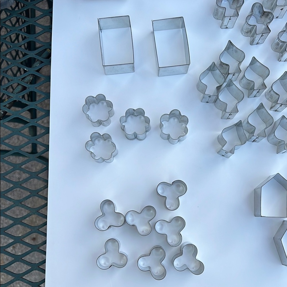 Source Unknown Silver Cookie Cutter Set - Picture 3 of 8
